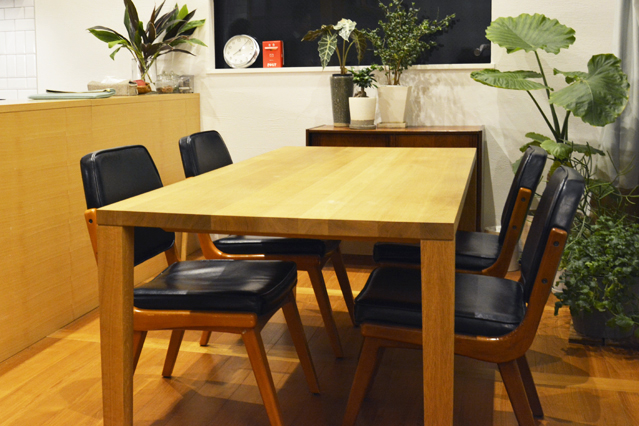 �����ͤ���_AKI�����˥󥰥ơ��֥�